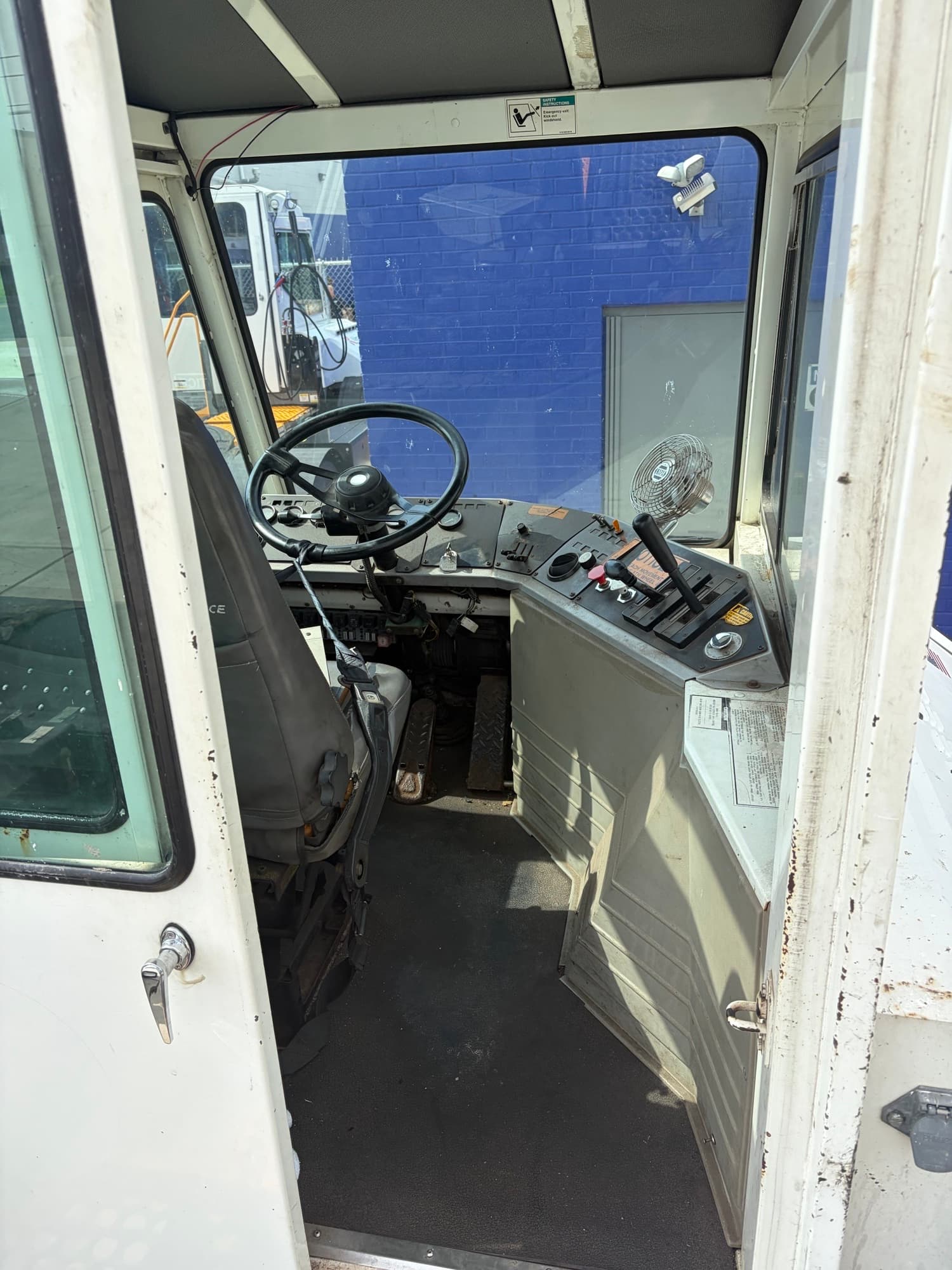 Used 1999 Kalmar  4x2 OFF yard truck for sale in Bensalem, PA - view 3