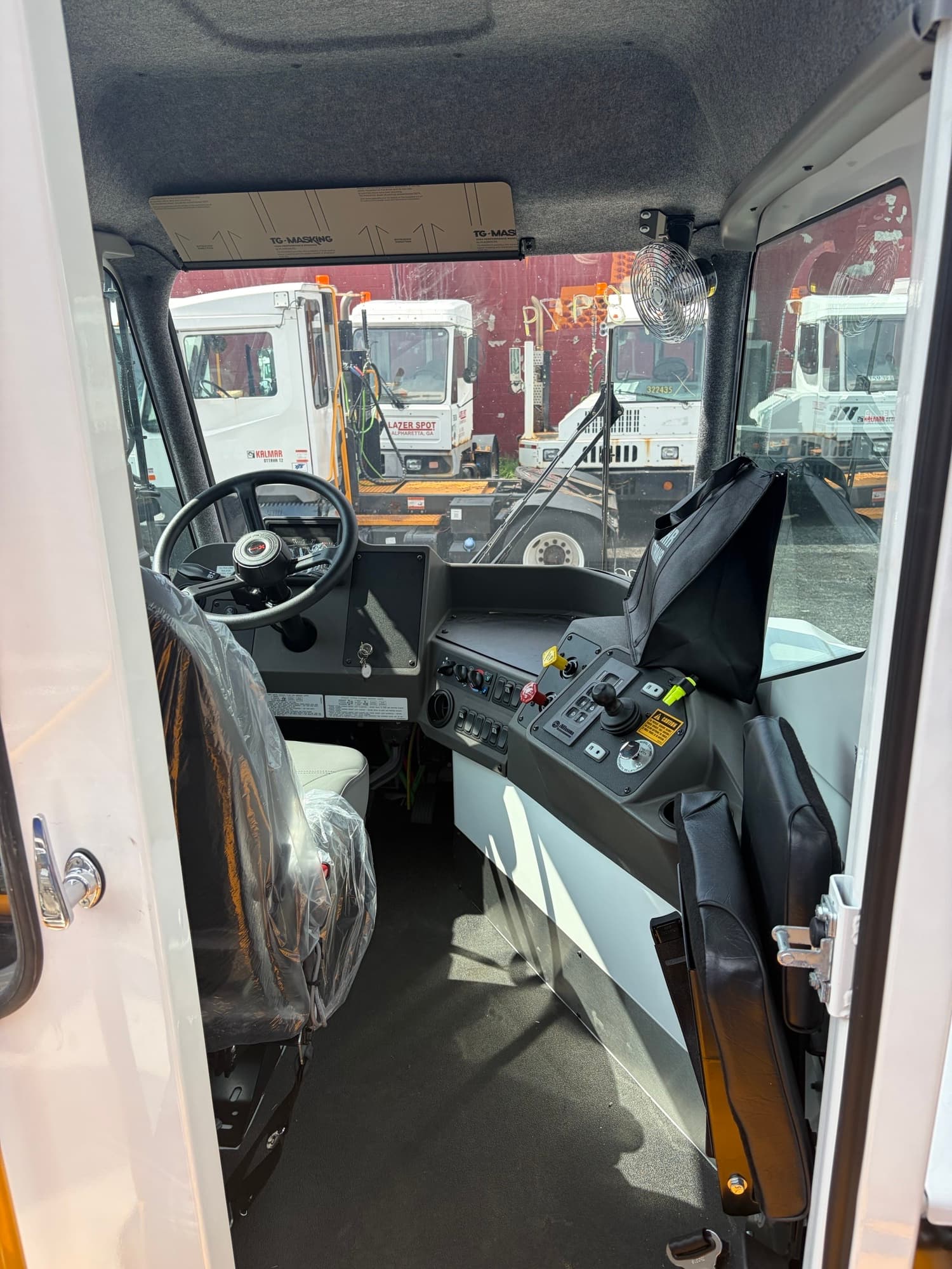 New 2026 Kalmar T2 4x2 OFF yard truck for sale in Bensalem, PA - view 2