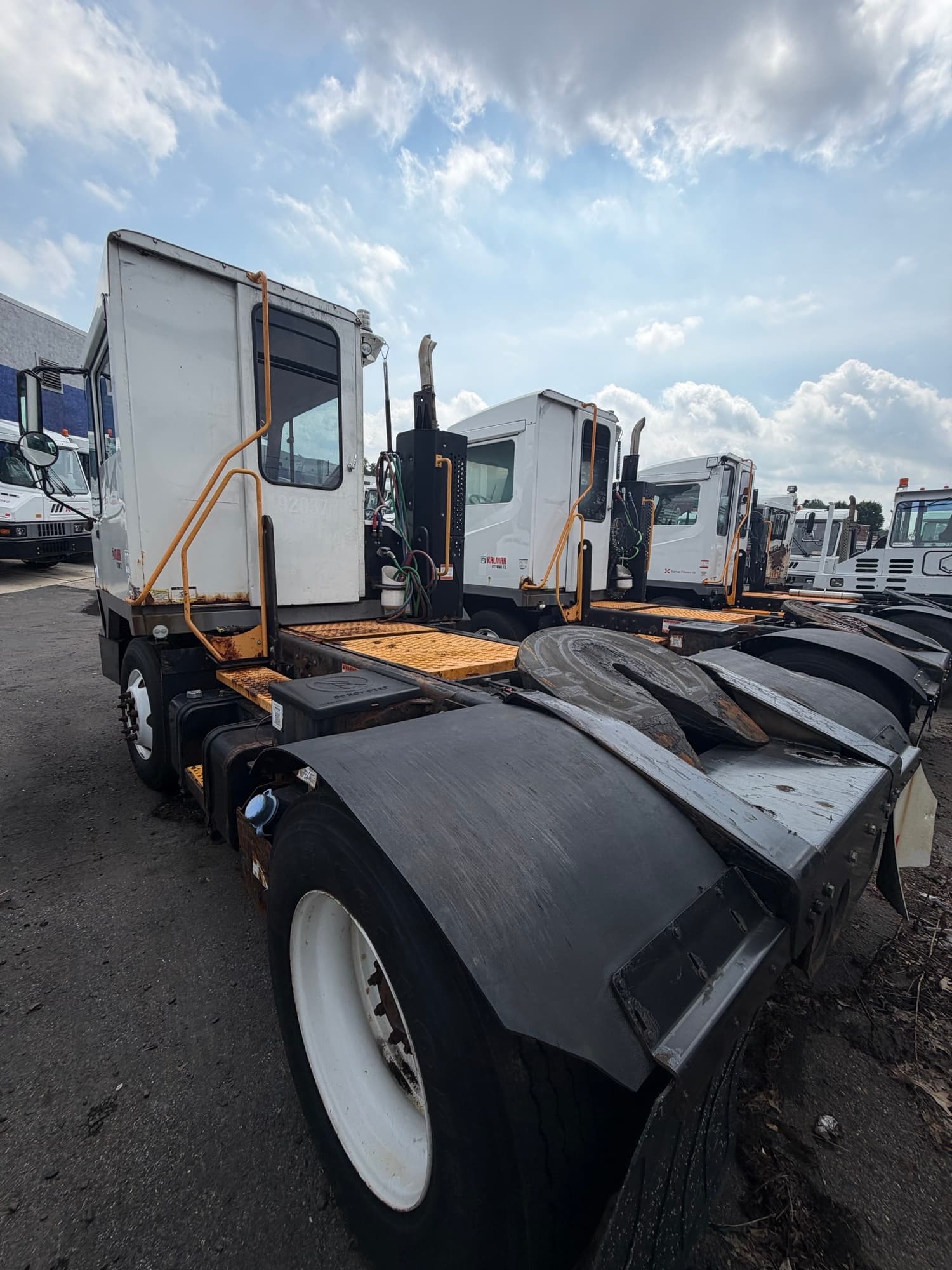 Used 2021 Kalmar T2 4x2 OFF yard truck for sale in Bensalem, PA - view 3
