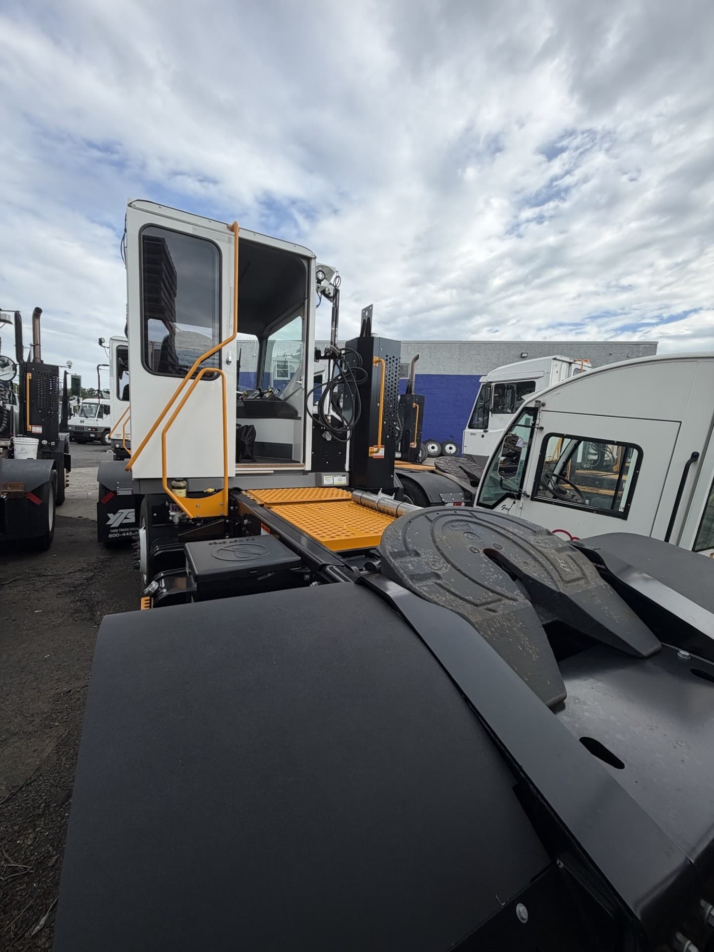 New 2026 Kalmar T2 4x2 DOT  yard truck for sale in Bensalem, PA - view 2