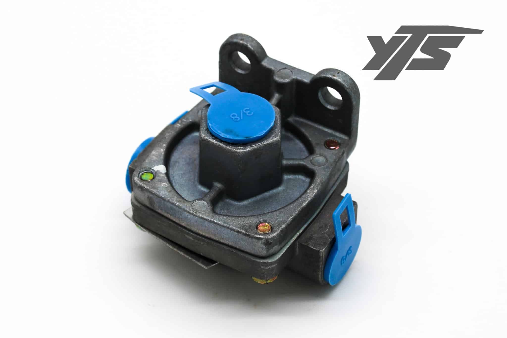 Capacity Quick Release Qr-1 Valve - 103774 - Air System for yard trucks SKU 103774