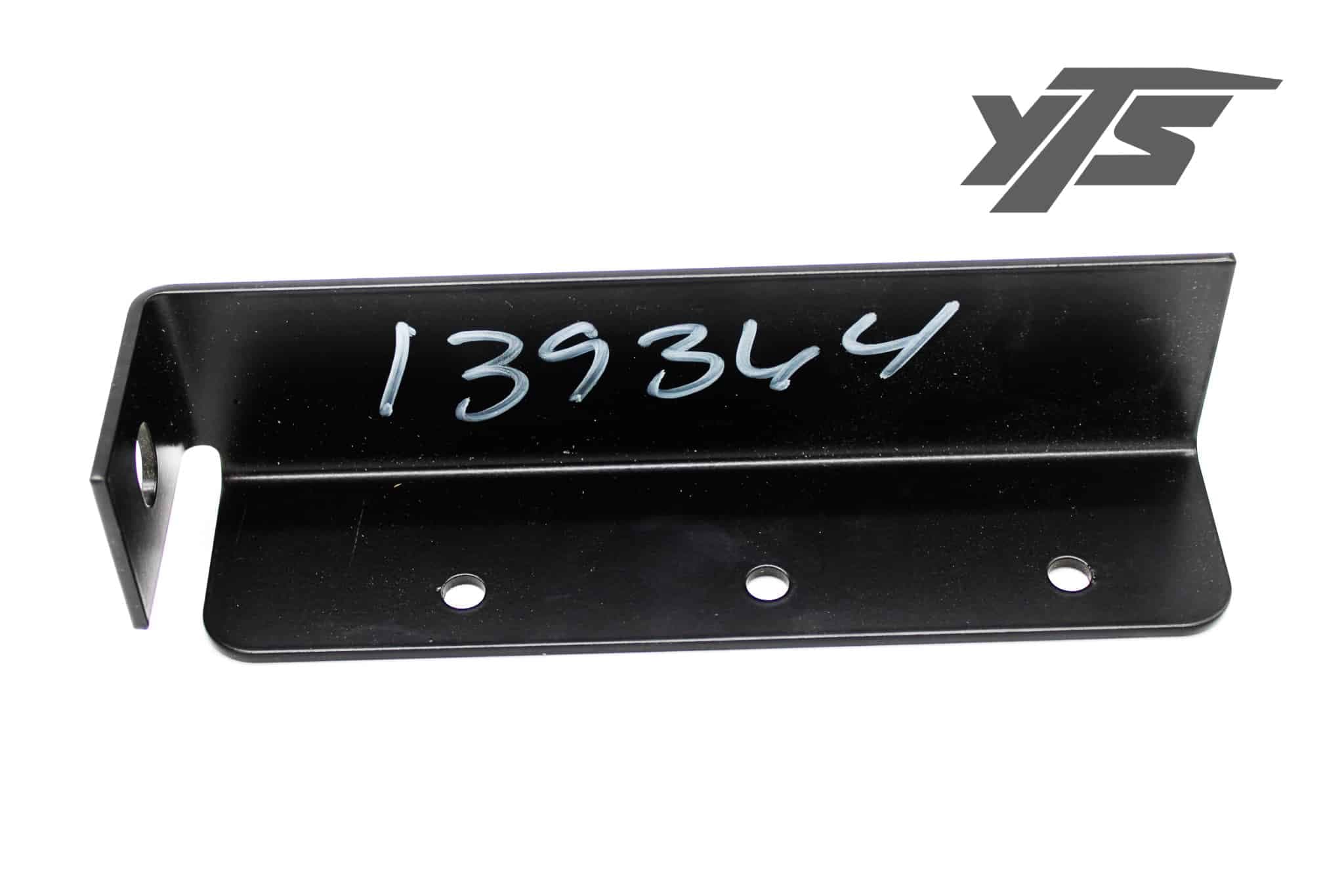Capacity Angle 9-1 2" Safety Step Right - 139364 - Miscellaneous for yard trucks SKU 139364