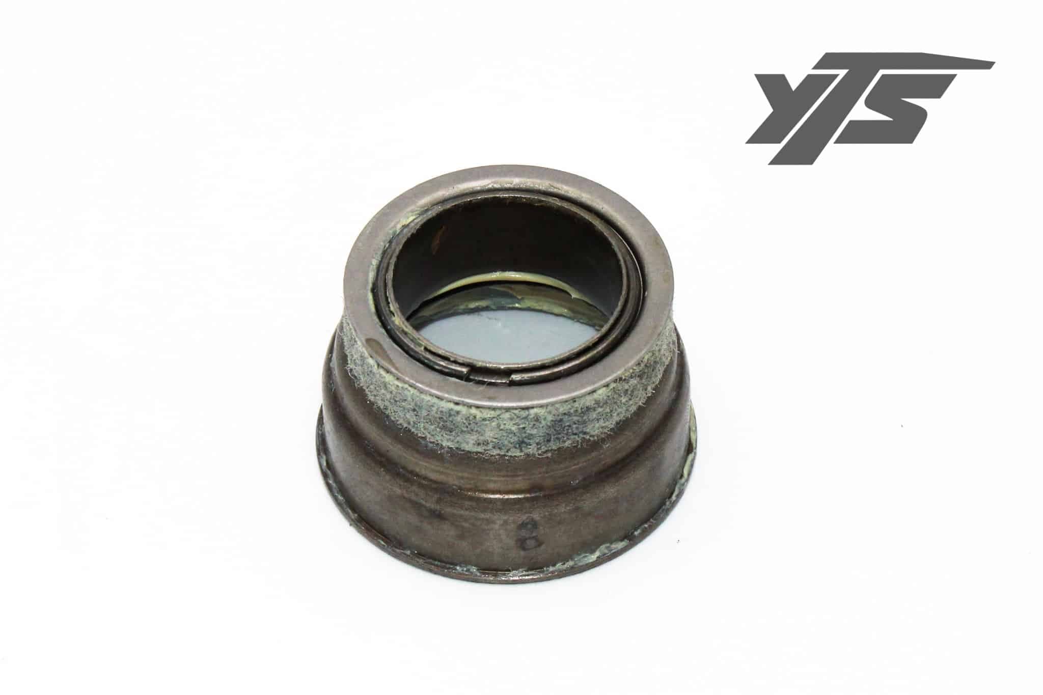 Capacity Steering Column Hf64 Bearing - 901828 - yard truck part SKU 901828