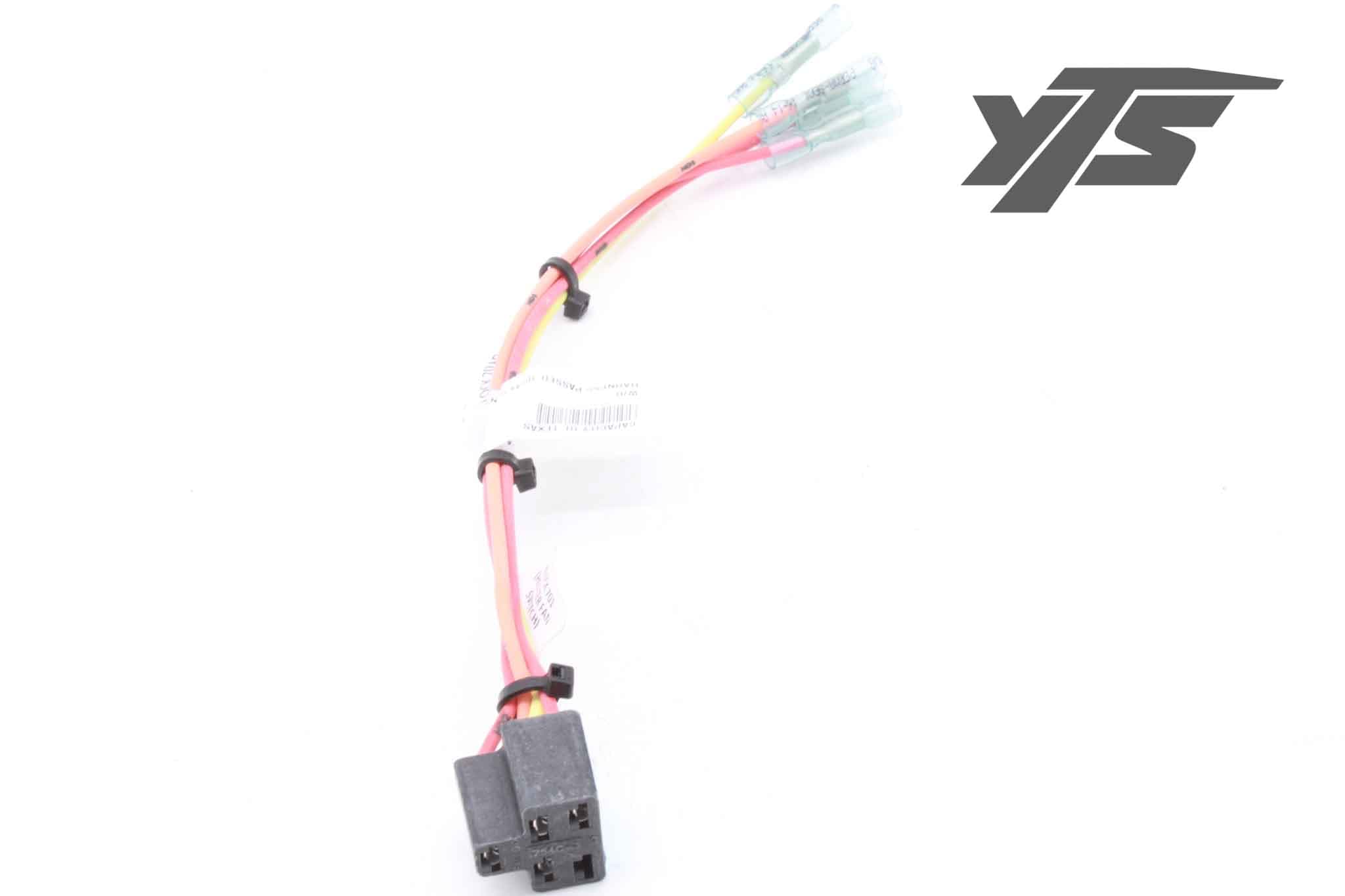 Capacity Fan Switch Connector - 909104 - Electrical for yard trucks SKU 909104