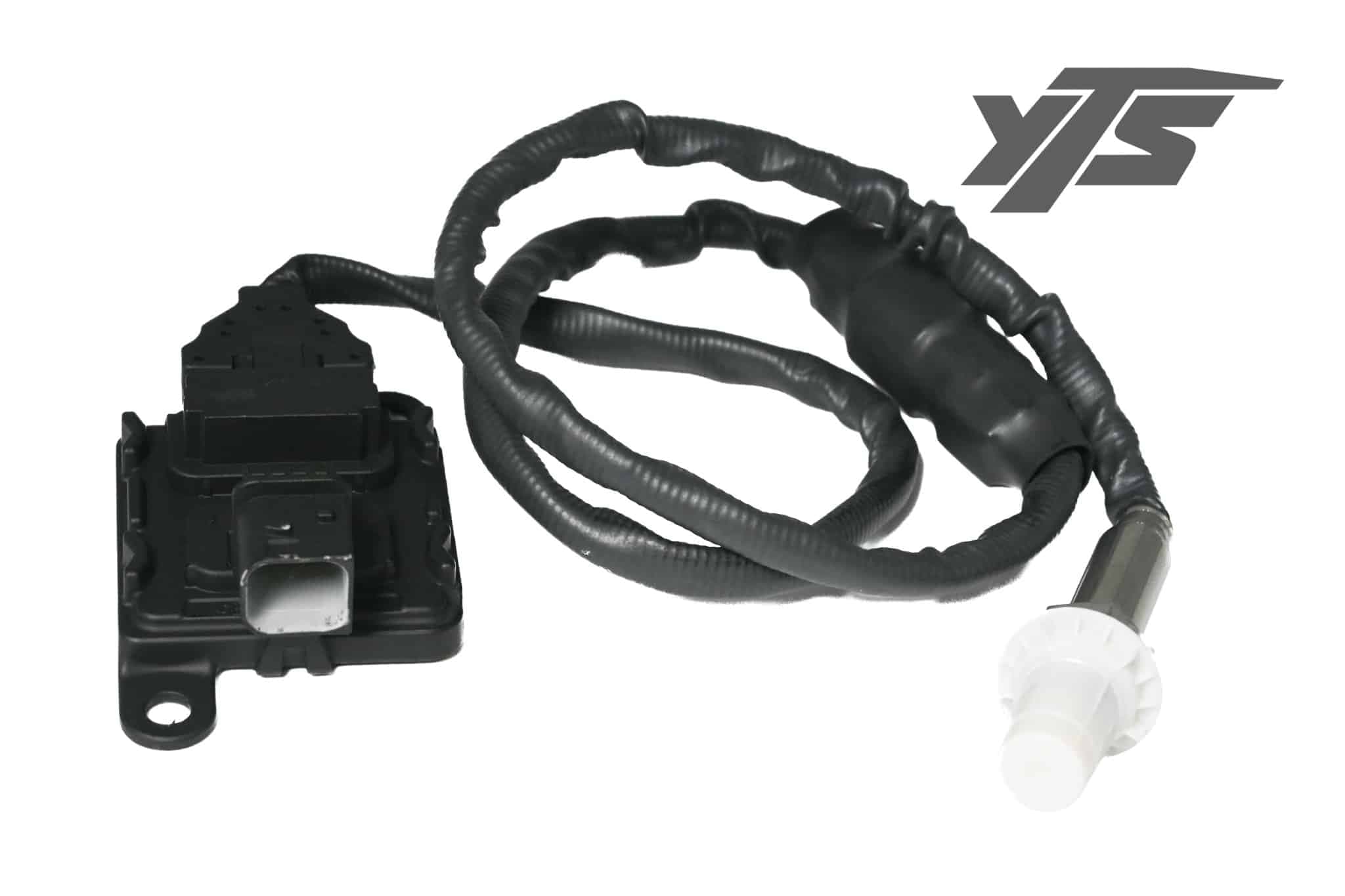 Cummins Nitrogen Oxide Sensor - 4326873RX - Electrical for yard trucks SKU 4326873RX