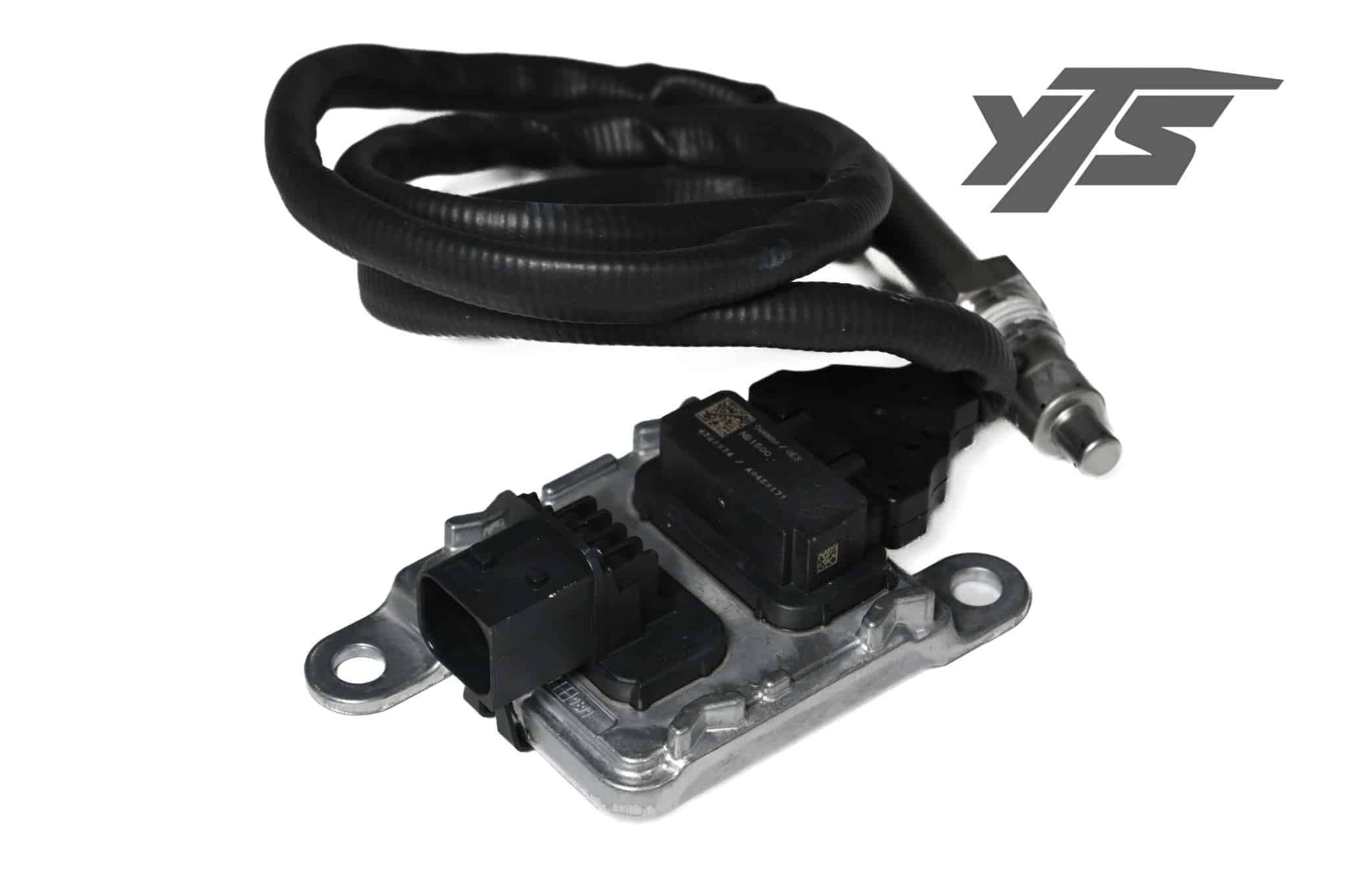 Cummins Nitrogen Oxide Sensor - 4326874RX - Electrical for yard trucks SKU 4326874RX