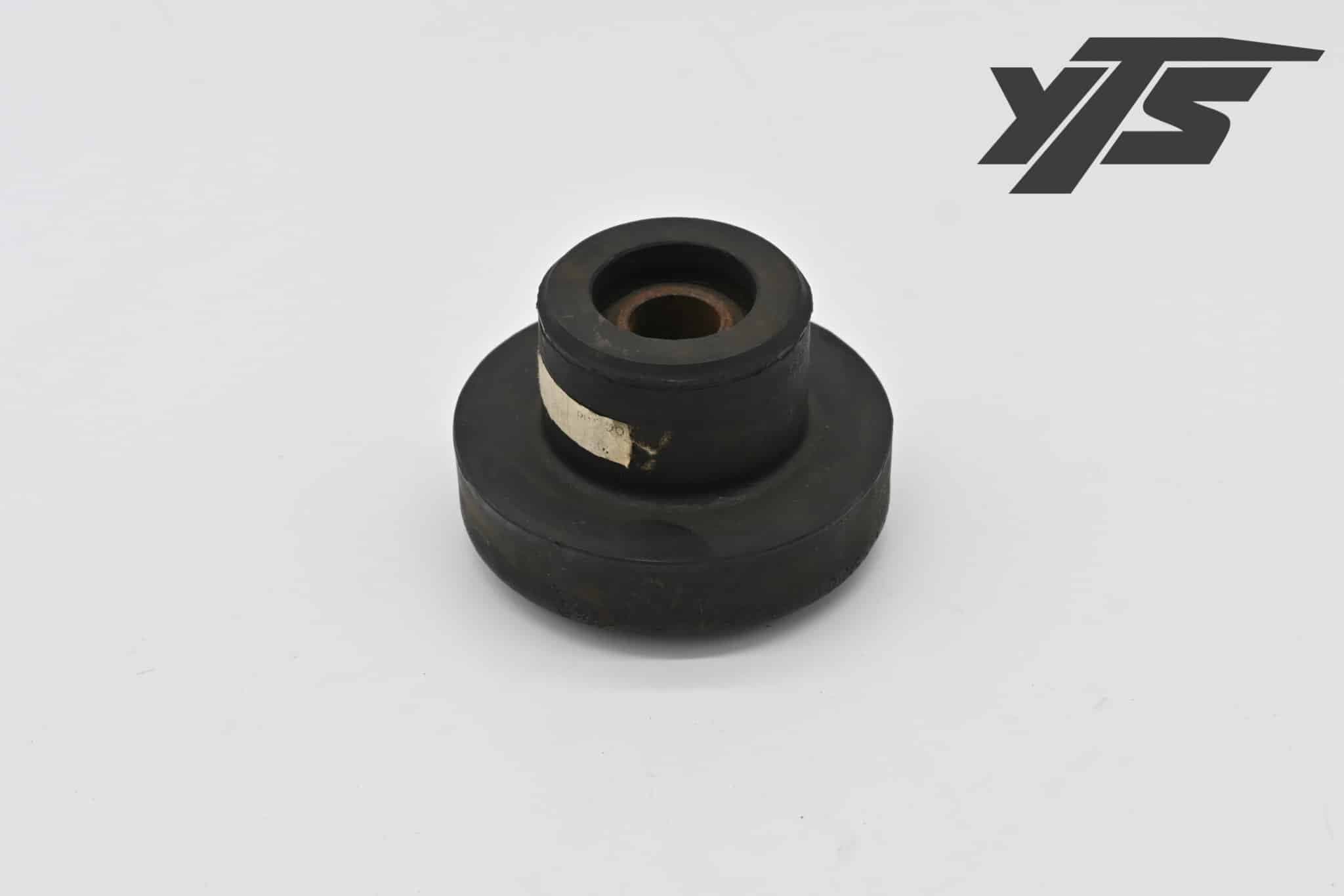 Kalmar Ottawa Rubber Center Bond Mount - 90007308 - Miscellaneous for yard trucks SKU 90007308