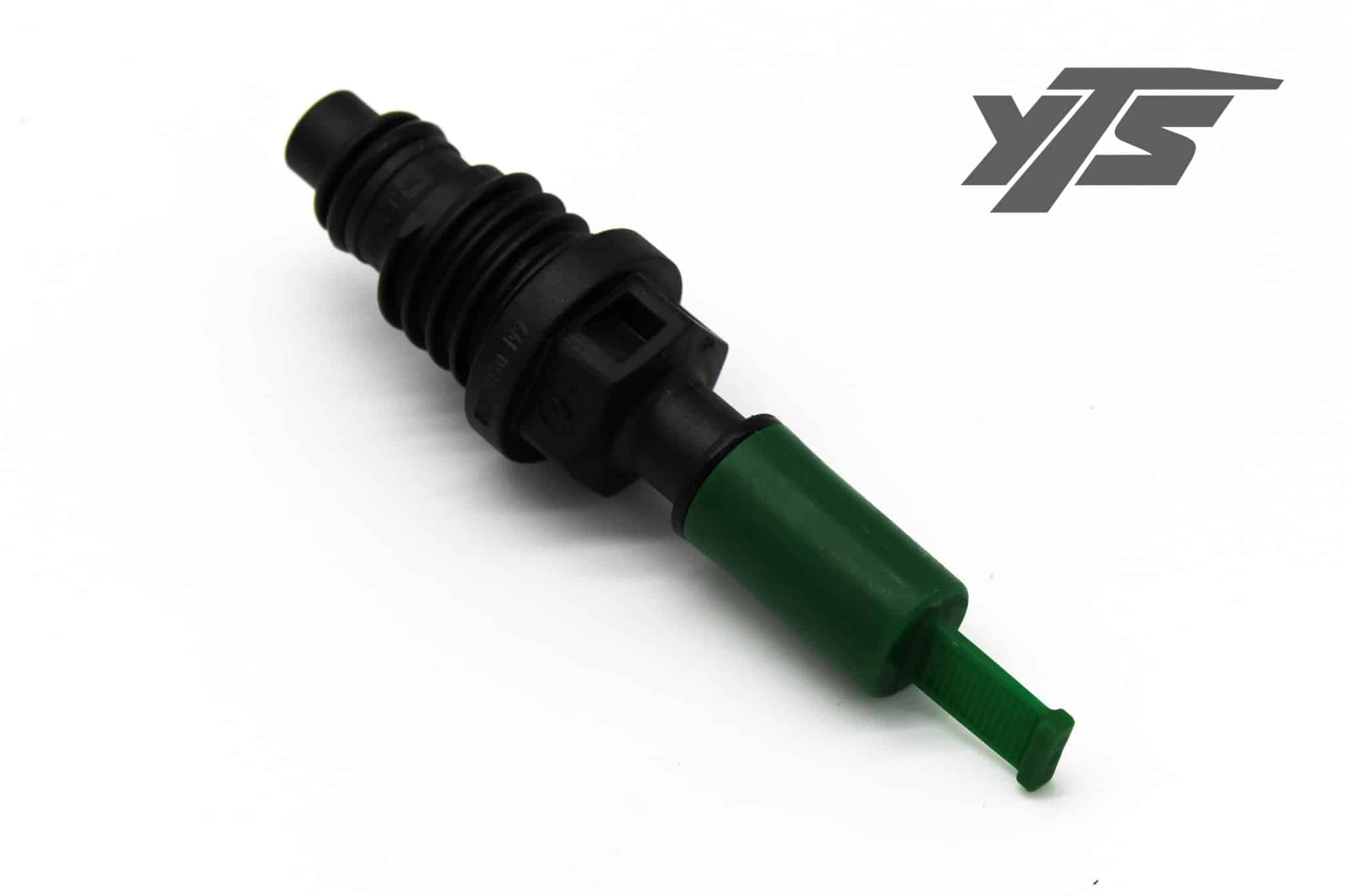 Kalmar Ottawa Male Connector - 90035412 - Miscellaneous for yard trucks SKU 90035412