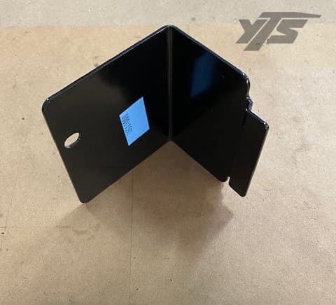 Kalmar Ottawa Cover DEF Tank Plate - CTT00001592 - Miscellaneous for yard trucks SKU CTT00001592