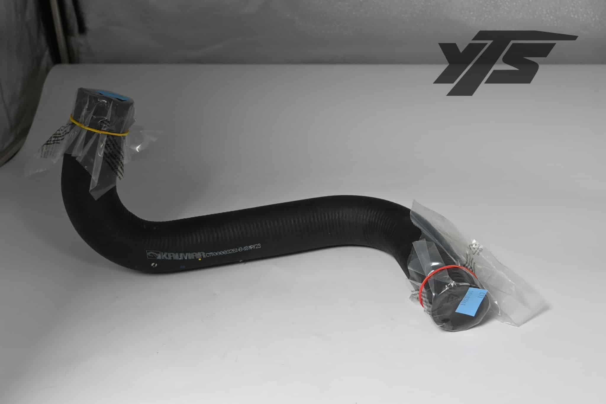 Kalmar Ottawa Upper Hose Radiator - CTT00003261 - Engine for yard trucks SKU CTT00003261