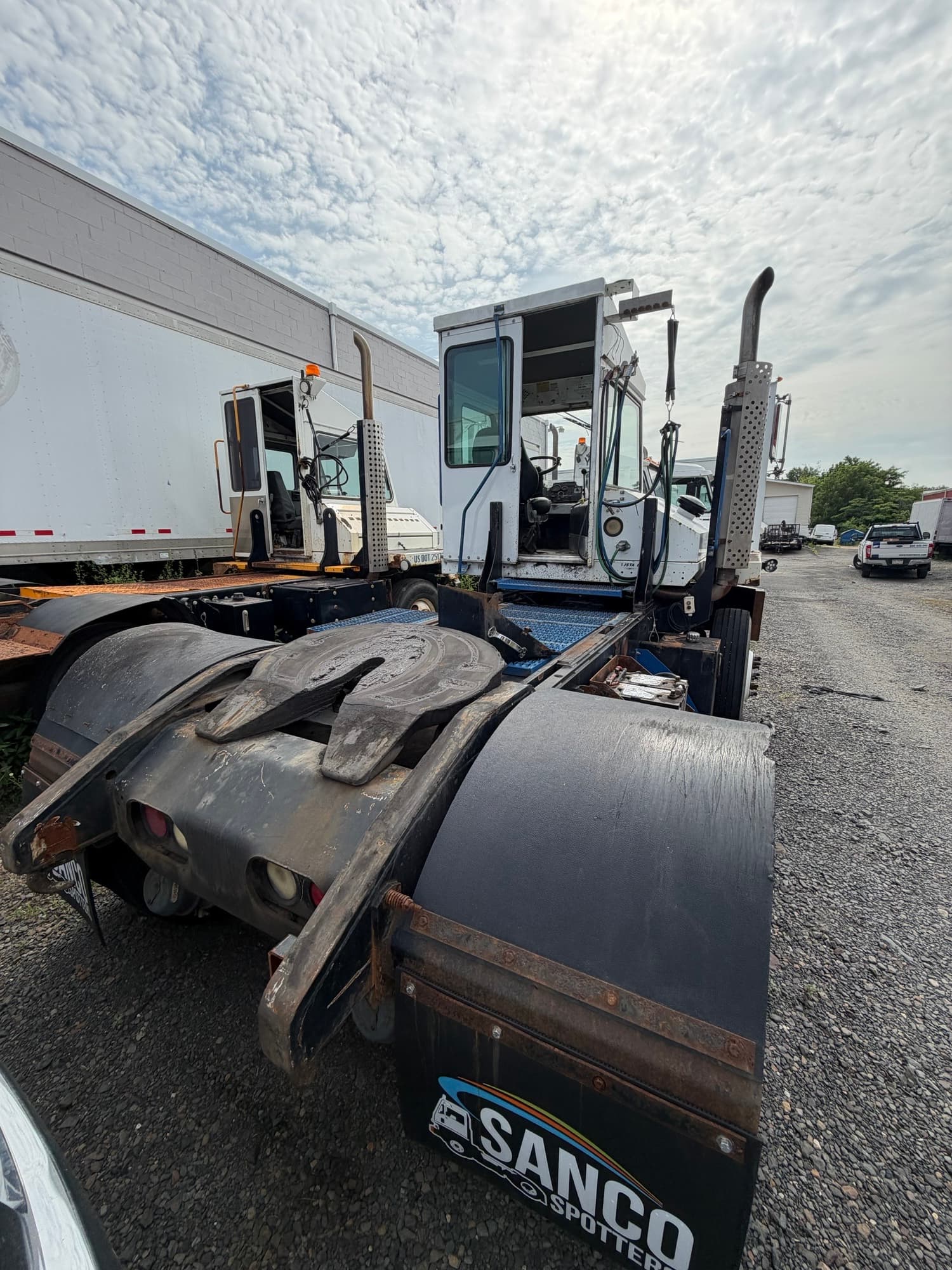 Used 2013 Capacity TJ 5000 yard truck for sale in Bensalem, PA - view 3
