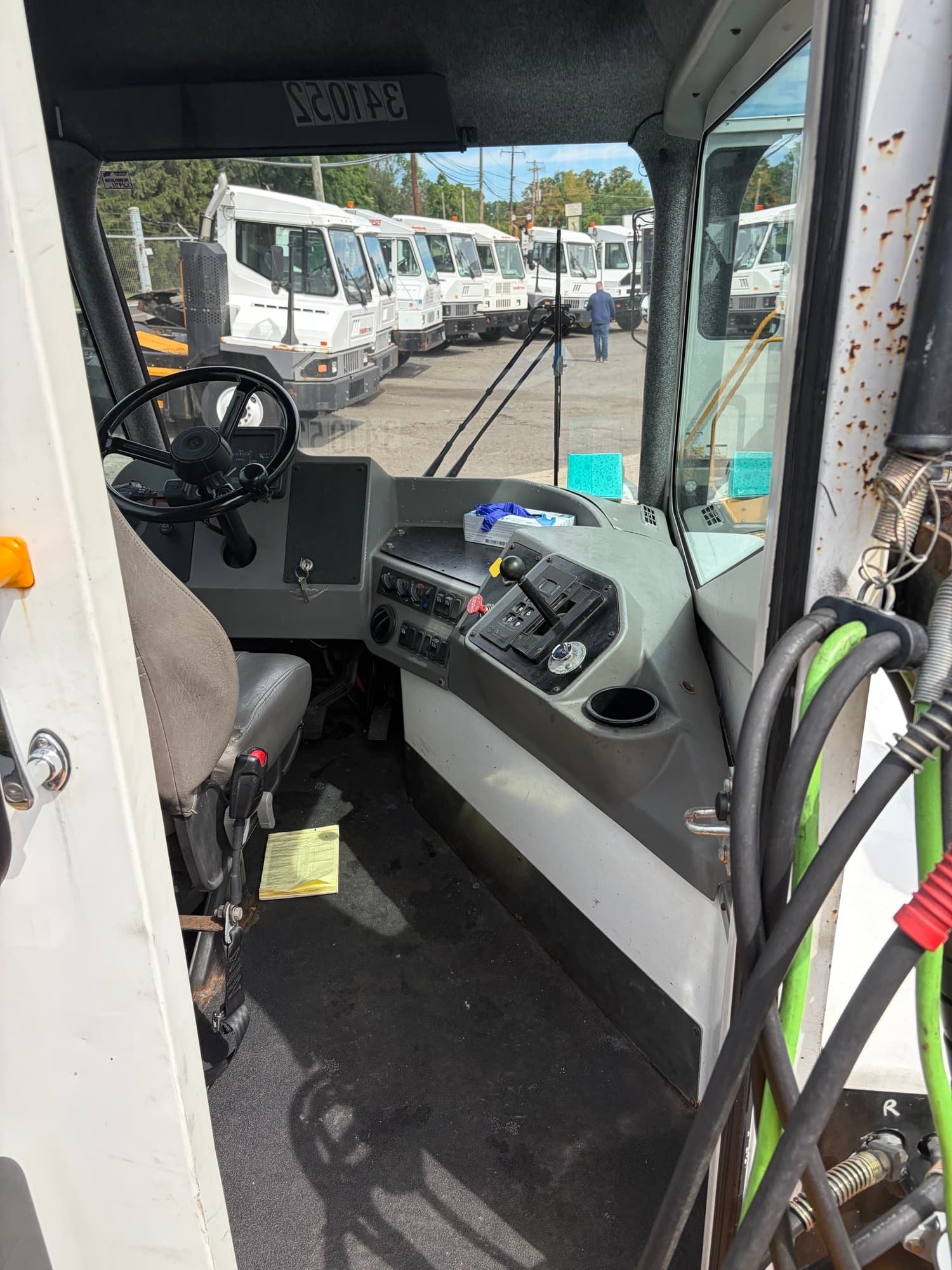 Used 2016 Kalmar T2 4x2 OFF yard truck for sale - view 3