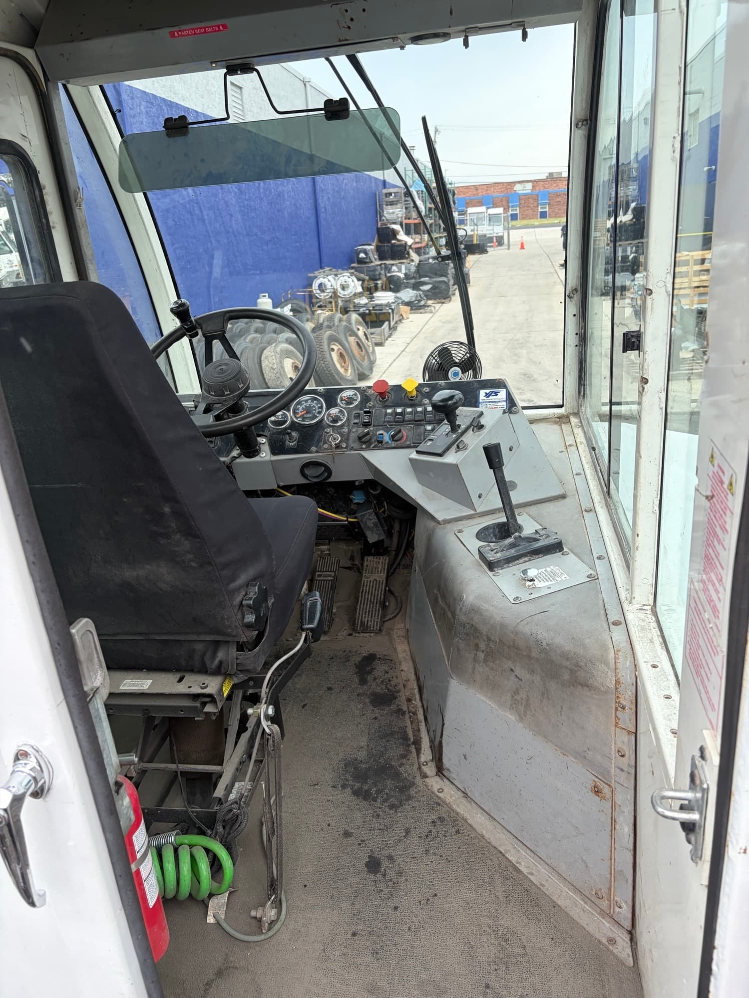 Used 2018 Kalmar T2 4x2 DOT  yard truck for sale - view 3