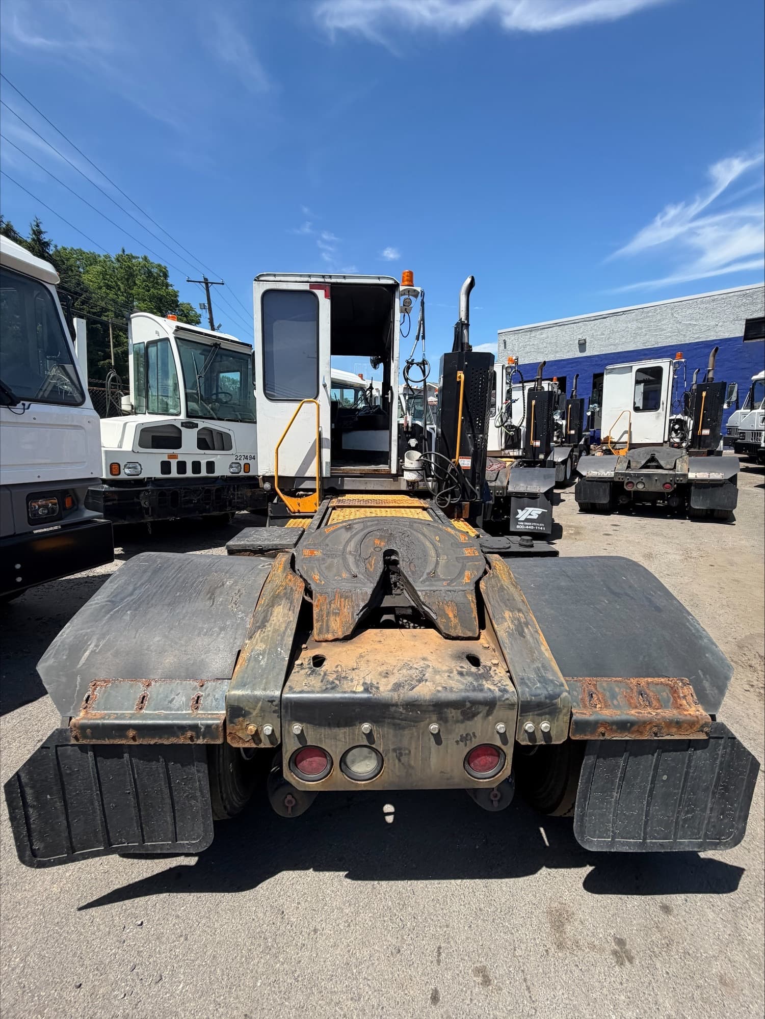 Used 2021 Kalmar T2 4x2 OFF yard truck for sale in Bensalem, PA - view 3
