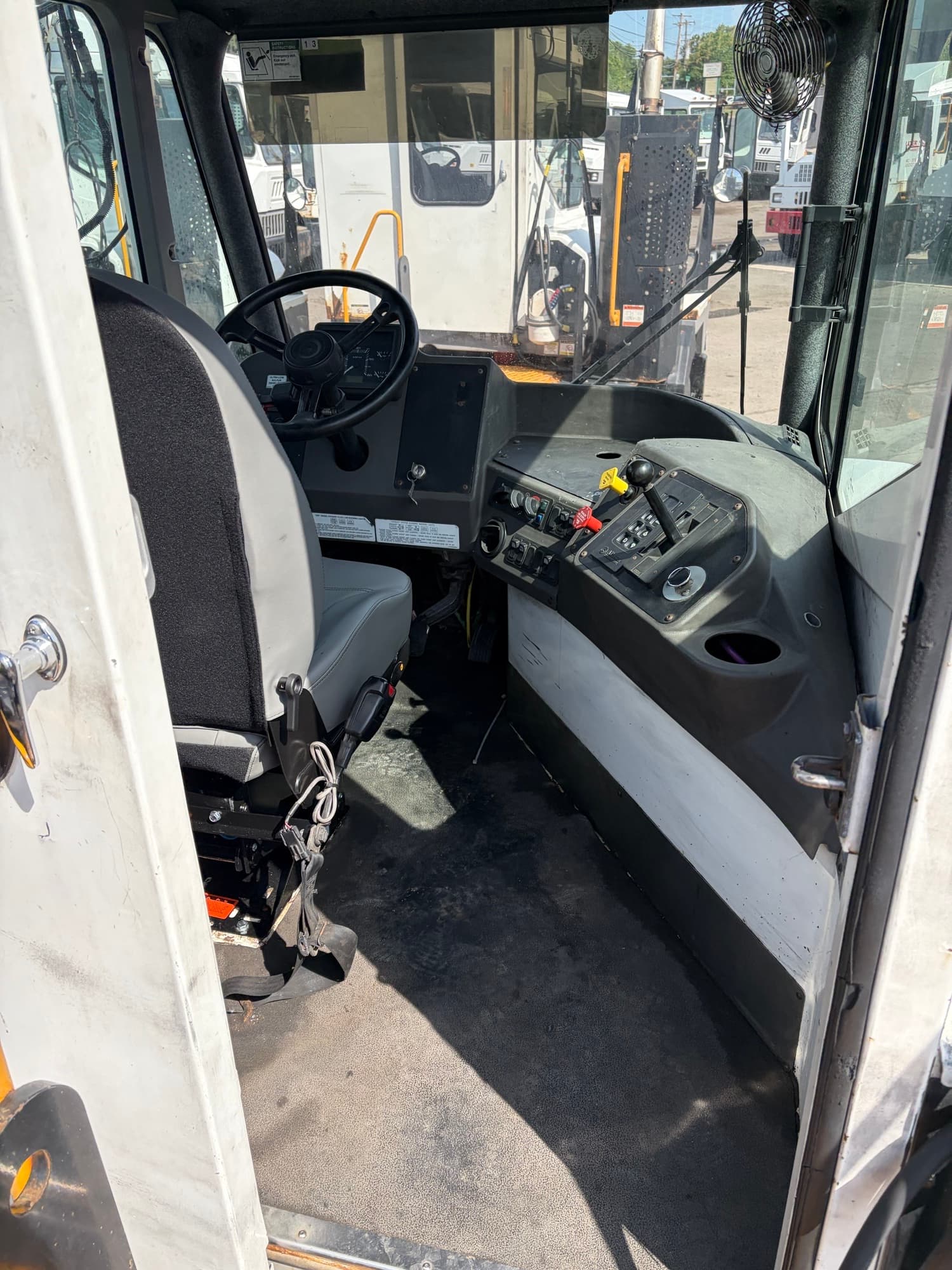 Used 2021 Kalmar T2 4x2 OFF  yard truck for sale in Bensalem, PA - view 3