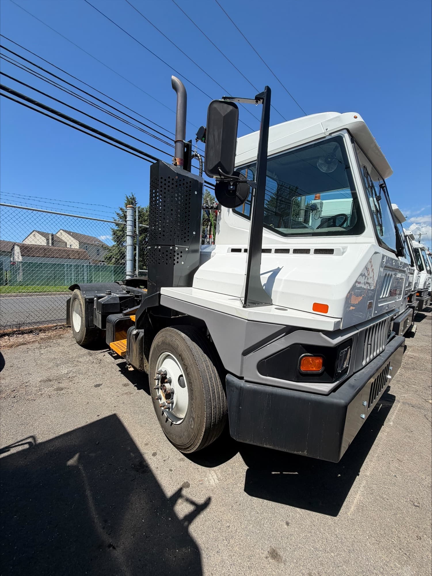 Used 2023 Kalmar T2 4x2 OFF yard truck for sale in Bensalem, PA - view 2