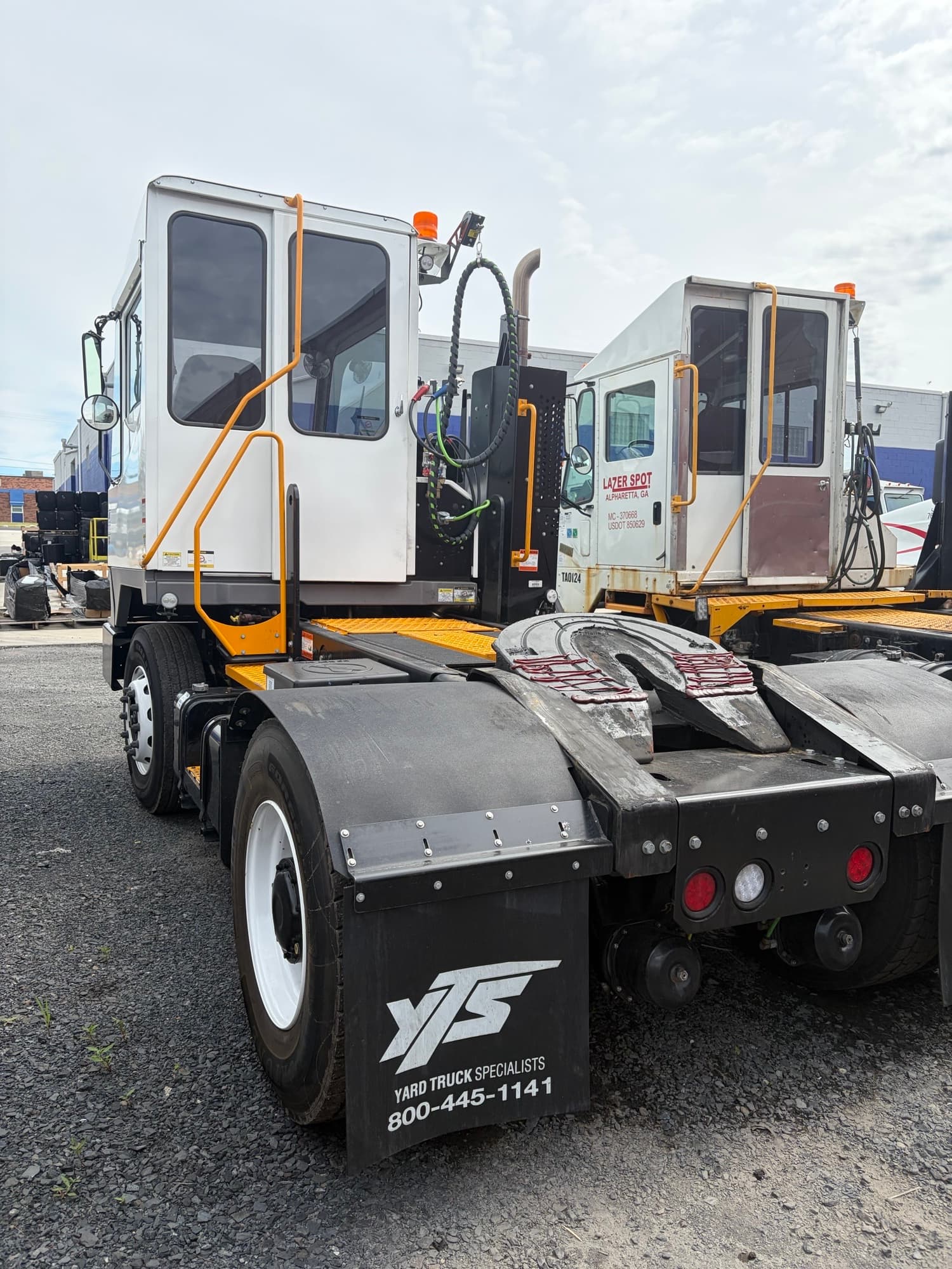 Used 2025 Kalmar T2 4x2 OFF yard truck for sale - view 2