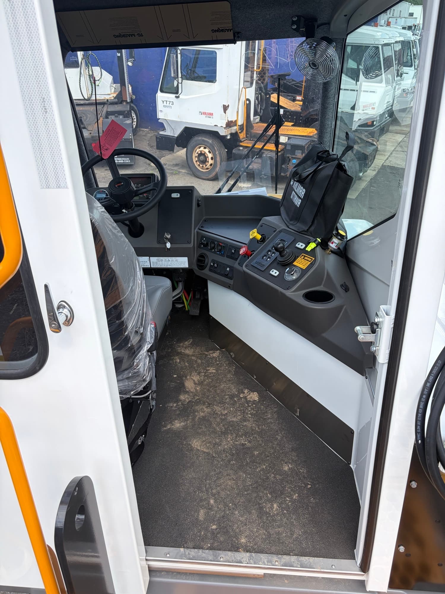 New 2026 Kalmar T2 4x2 DOT  yard truck for sale - view 3