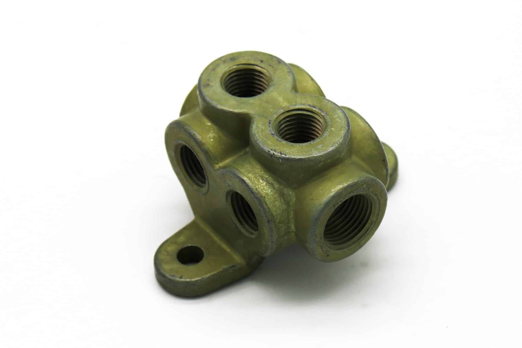 Capacity Fitting Manifold - 103257 - Fasteners for yard trucks SKU 103257