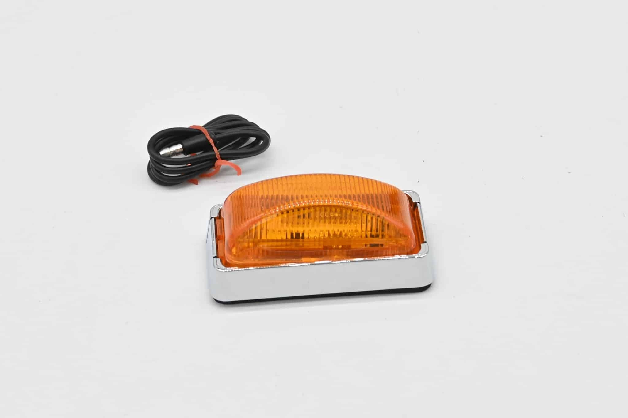 Capacity Kit Lamp Mount And Plug Light - 131826 - Lights for yard trucks SKU 131826