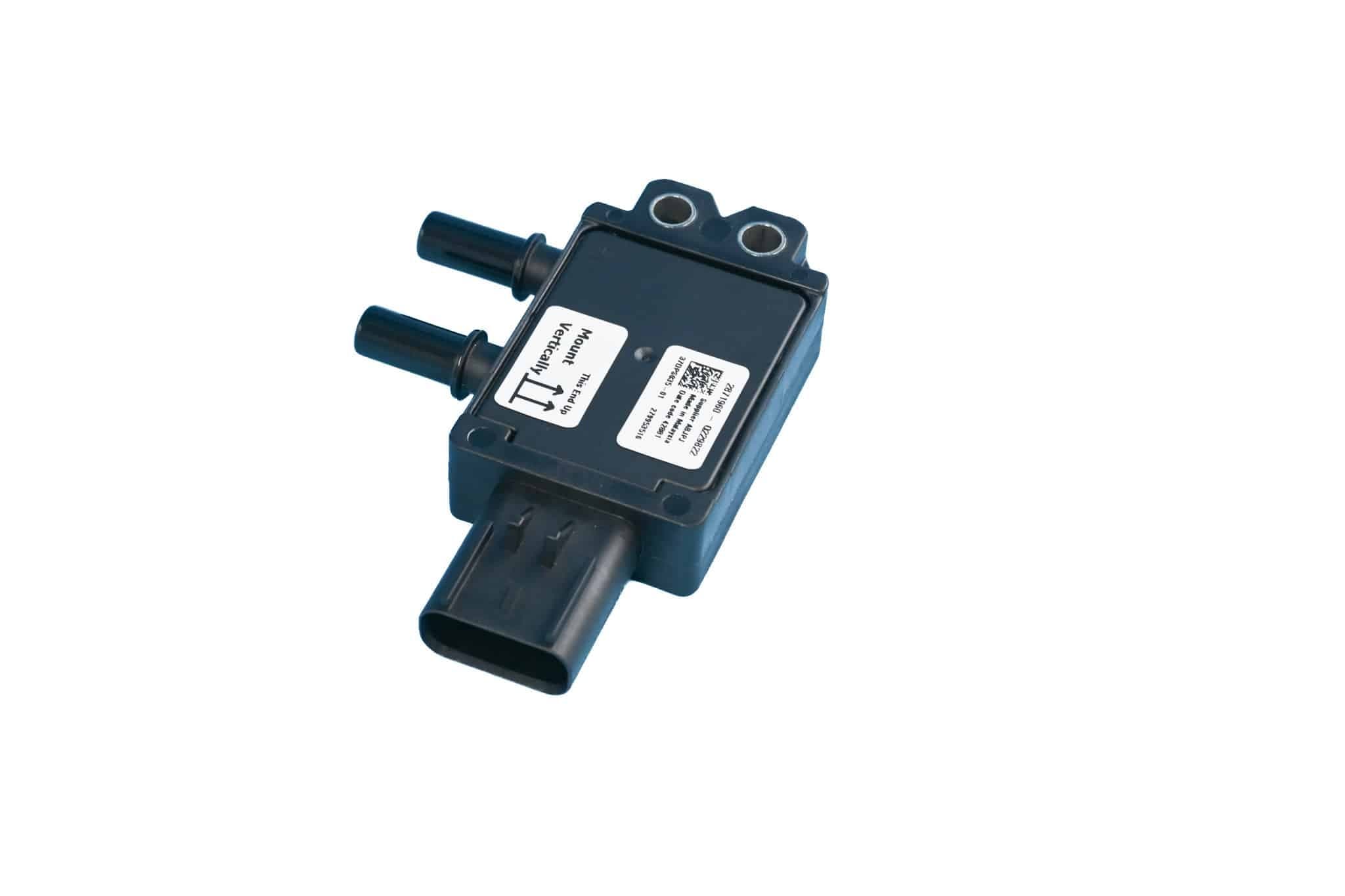 Cummins DPF Pressure Sensor - 2871960 - Miscellaneous for yard trucks SKU 2871960
