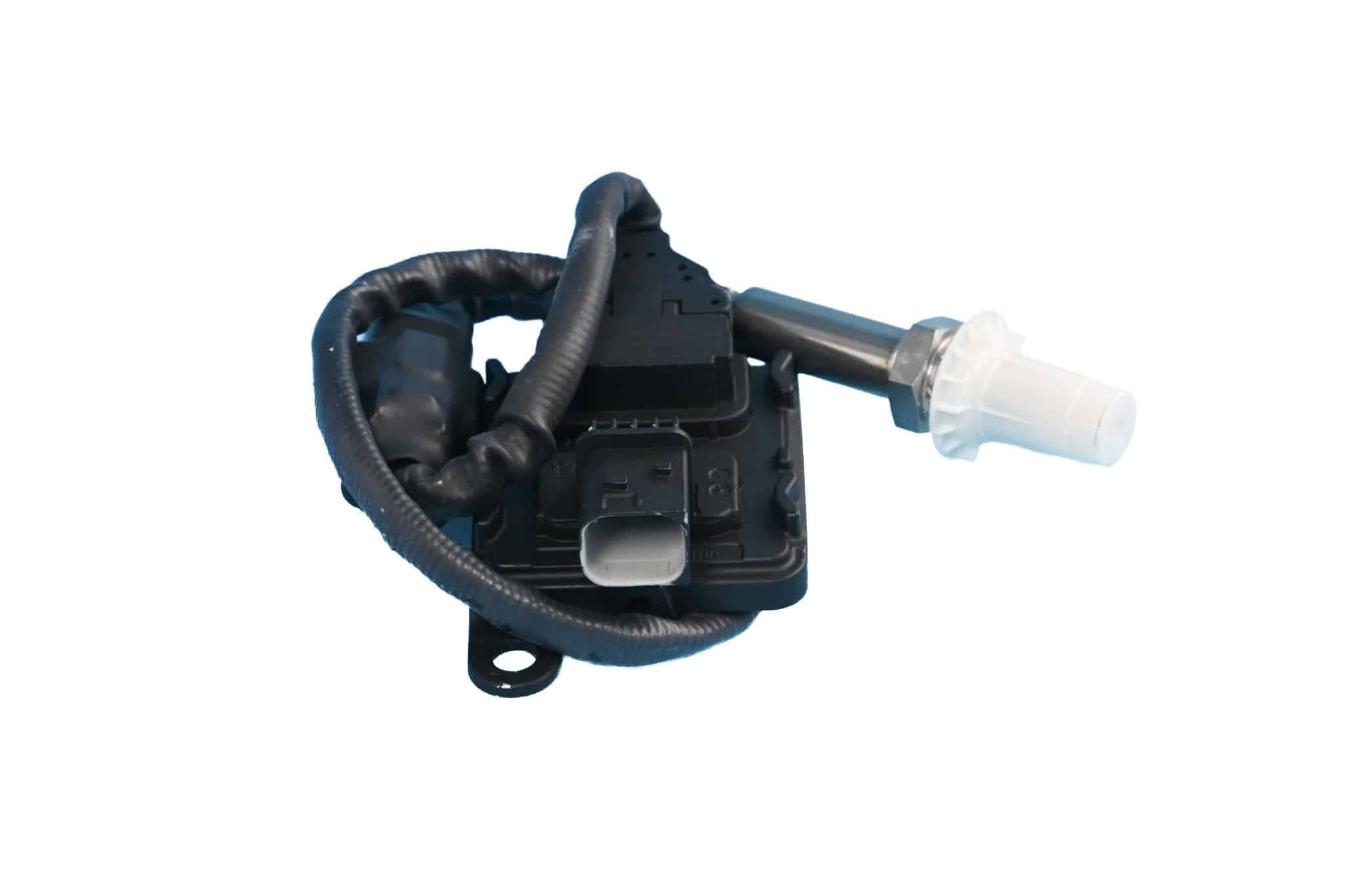 Cummins Nitrogen Oxide Sensor - 4326870RX - Electrical for yard trucks SKU 4326870RX