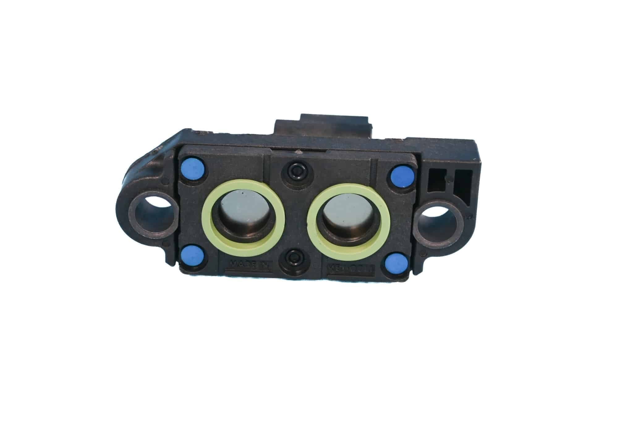 Cummins DPF Pressure Sensor - 4384138 - Miscellaneous for yard trucks SKU 4384138