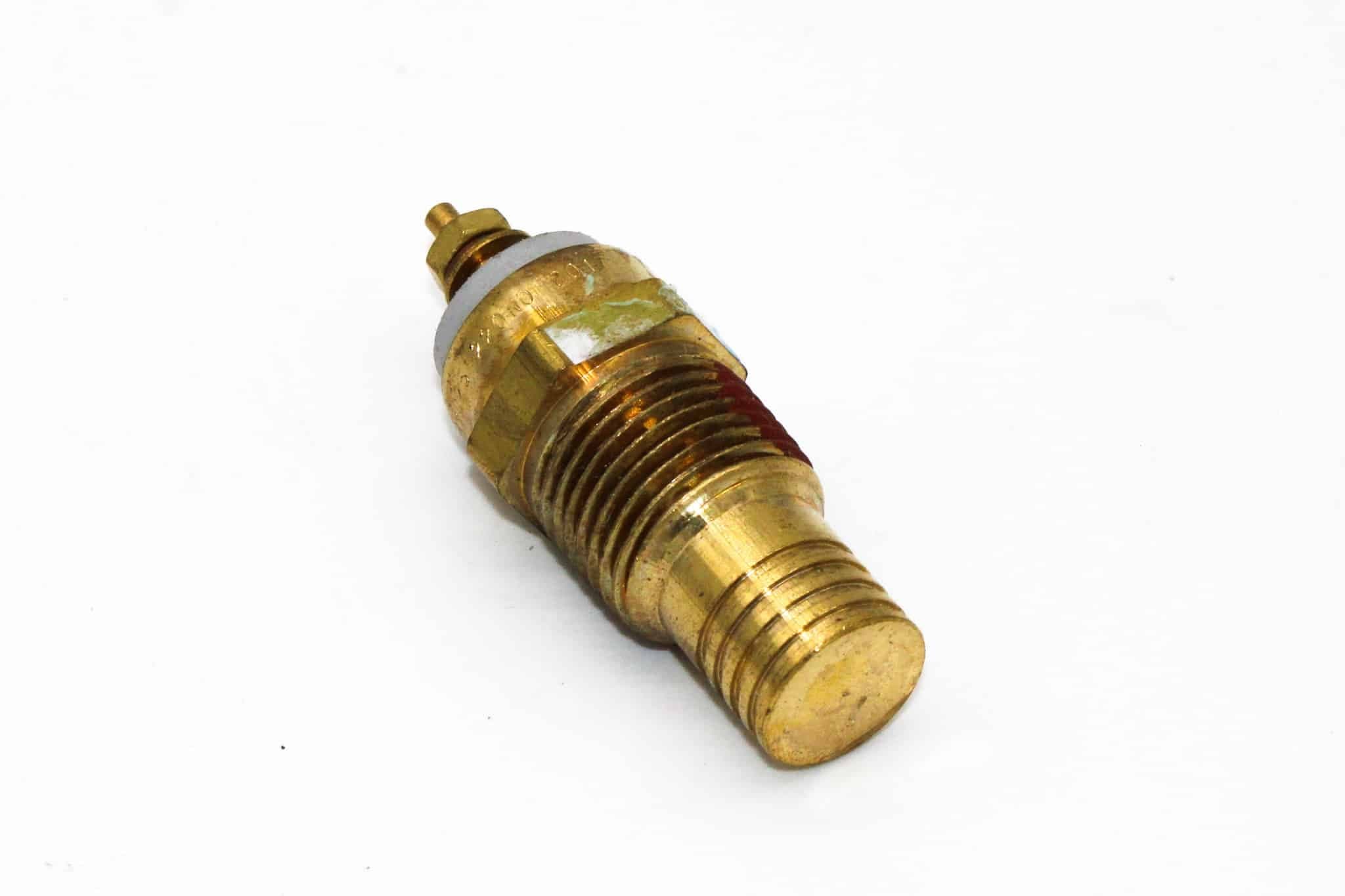 Capacity High Temp 220Deg 1 2Npt Switch - 522343 - Electrical for yard trucks SKU 522343