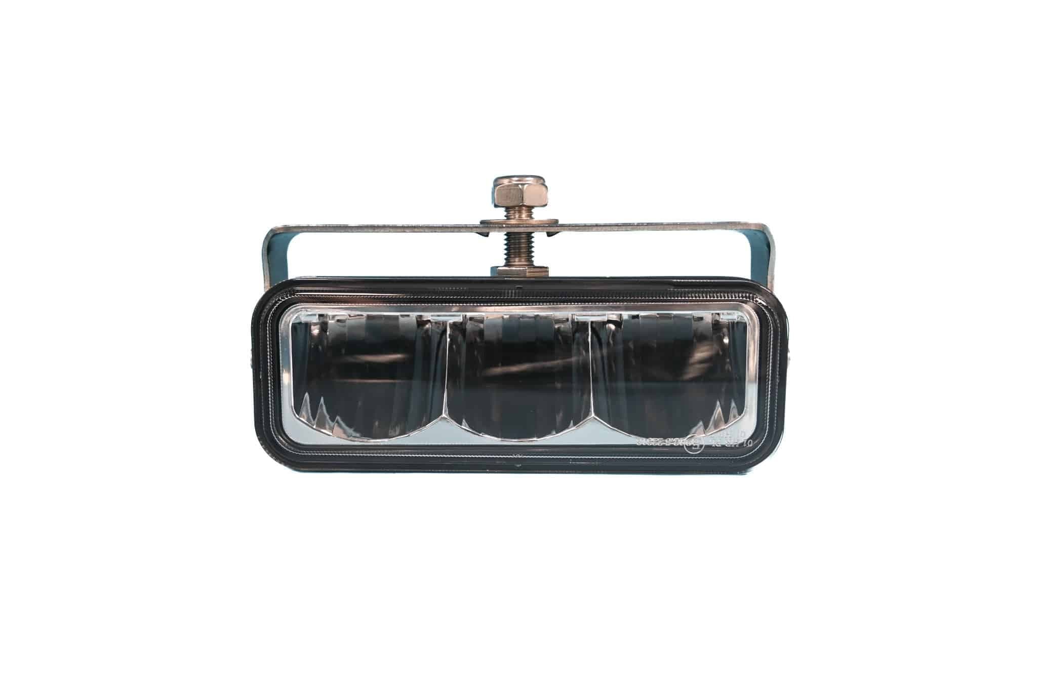 Automann Driving Lamp Oval LED - 571.LD957DL-3 - Miscellaneous for yard trucks SKU 571.LD957DL-3