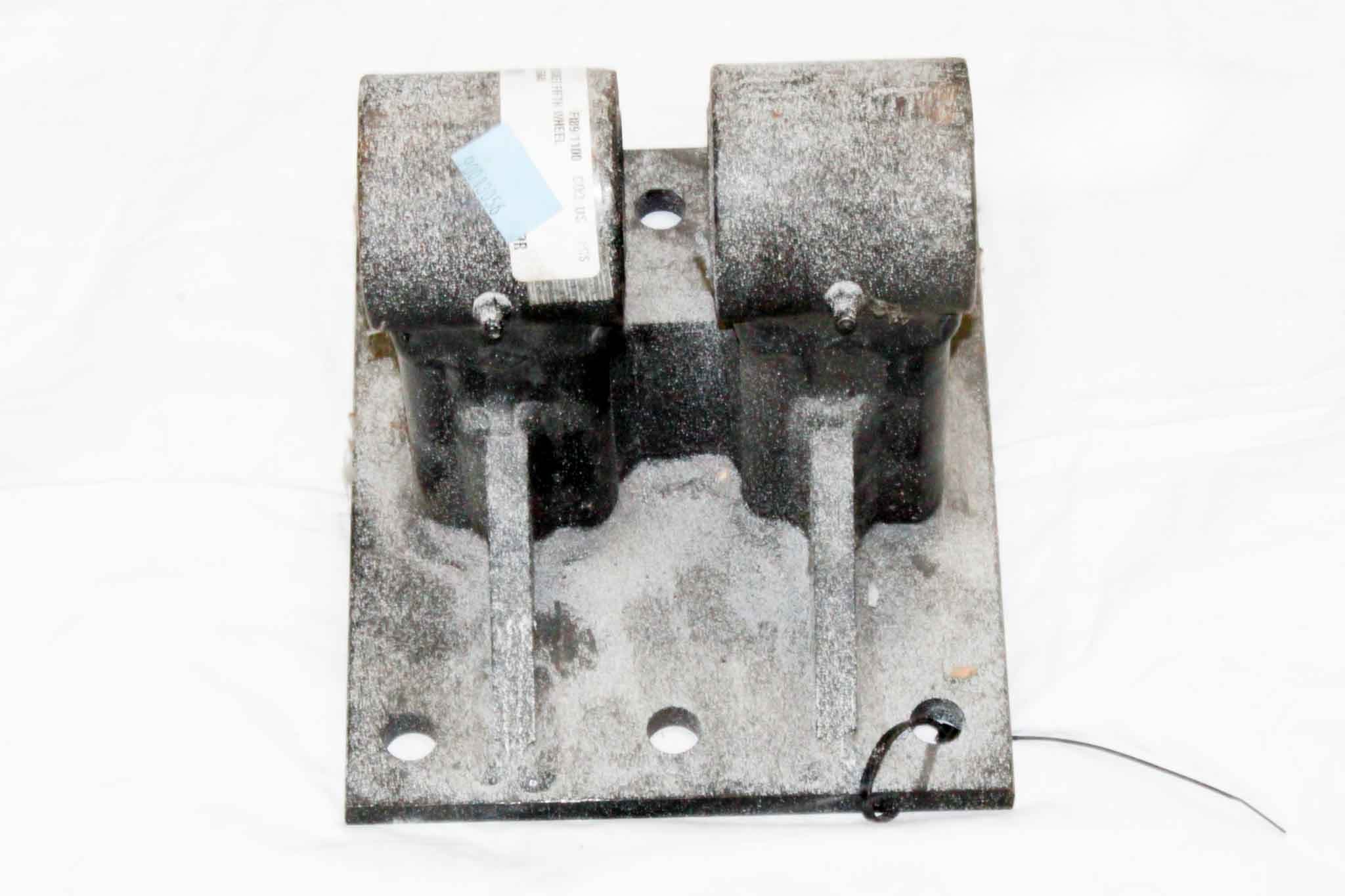 Kalmar Ottawa Mounting Fifth Wheel Bracket - 90013056 - yard truck part SKU 90013056