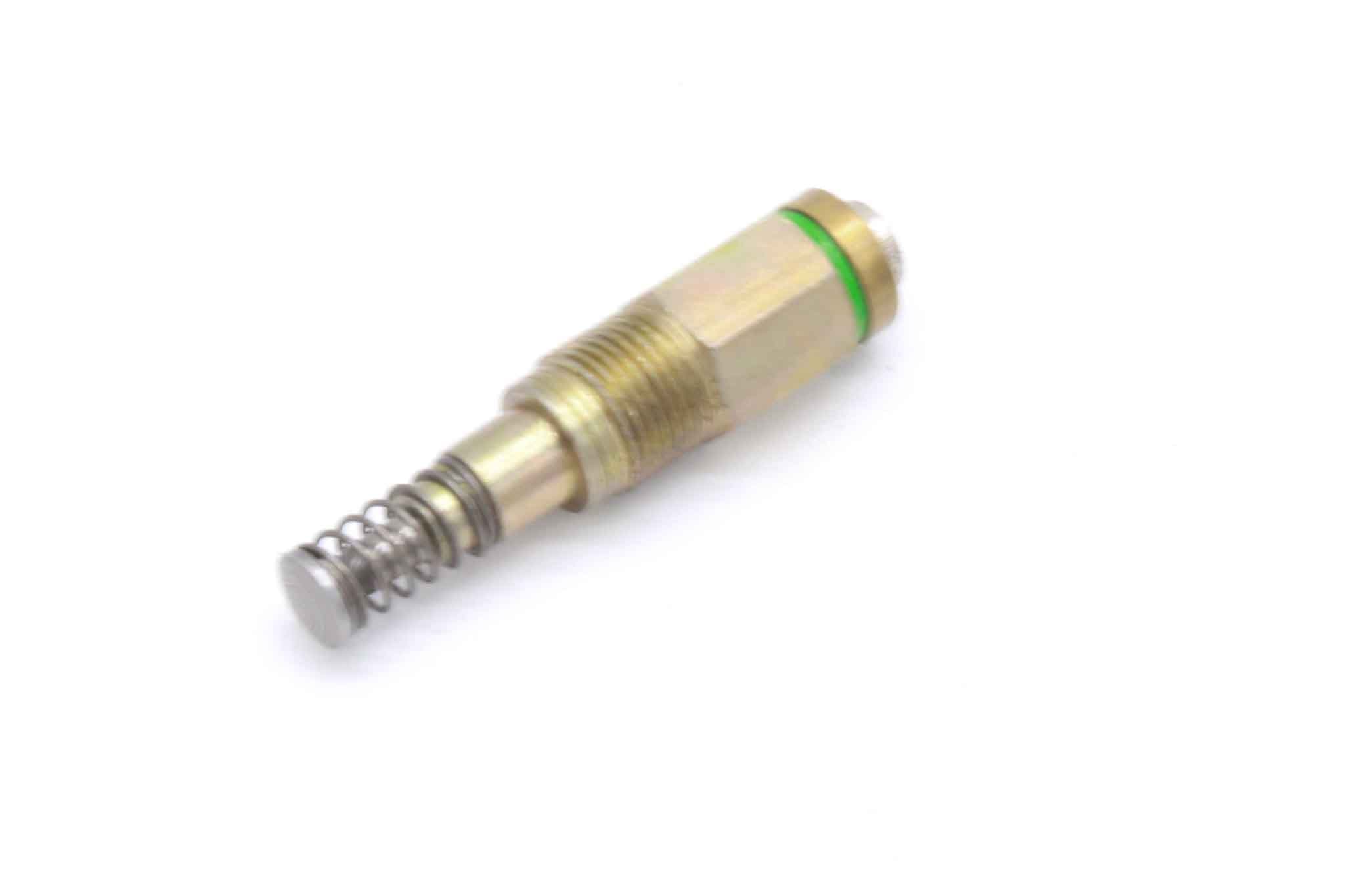 Kalmar Ottawa Green Injector For Pum Fitting - 90029532 - Fasteners for yard trucks SKU 90029532