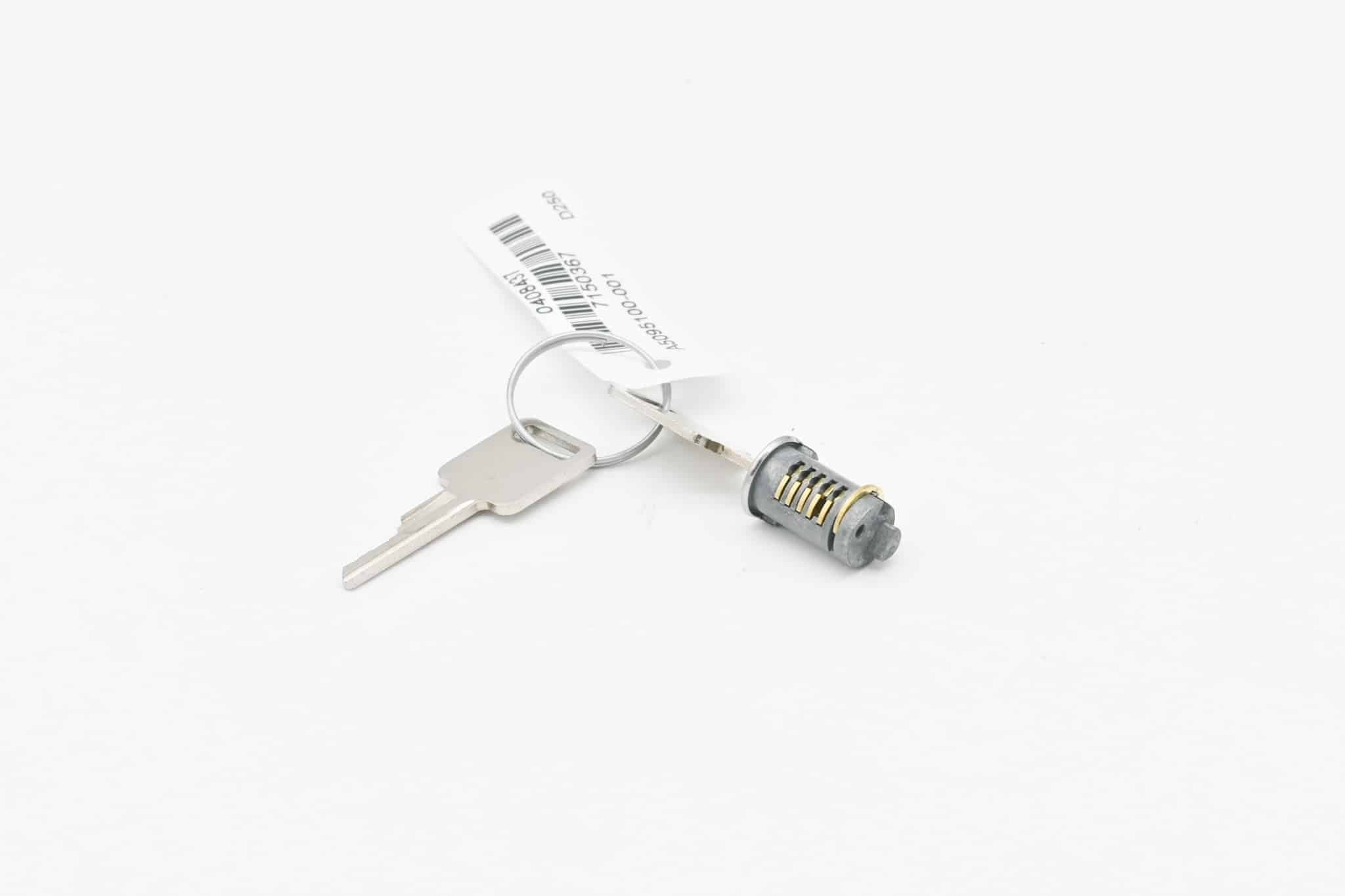 Autocar Key Set - A5095100-001 - Miscellaneous for yard trucks SKU A5095100-001