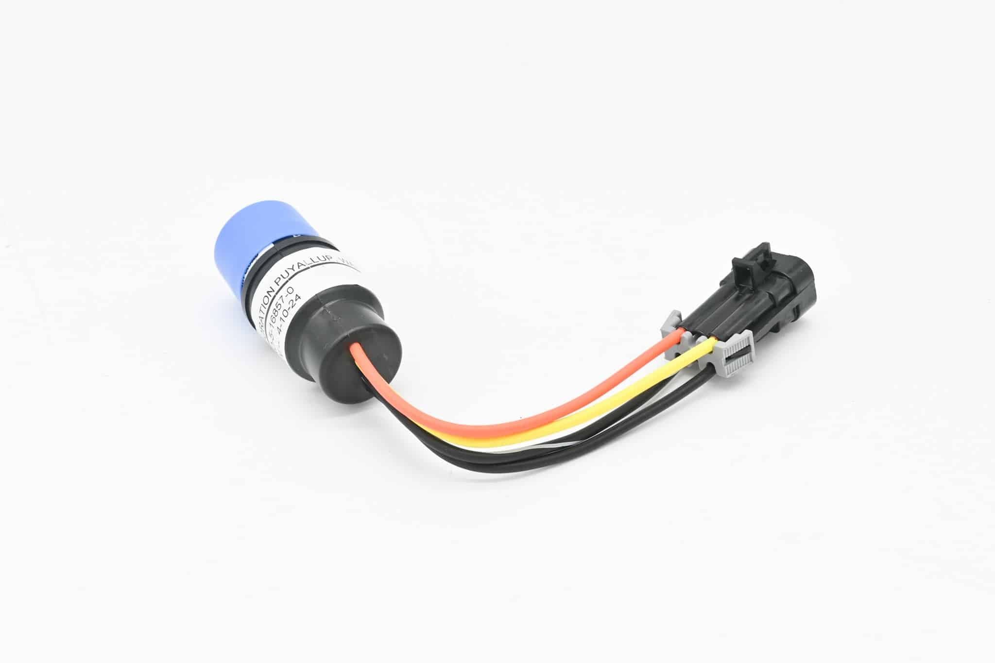 Autocar Trinary Pressure Switch - A6150189-001 - Electrical for yard trucks SKU A6150189-001