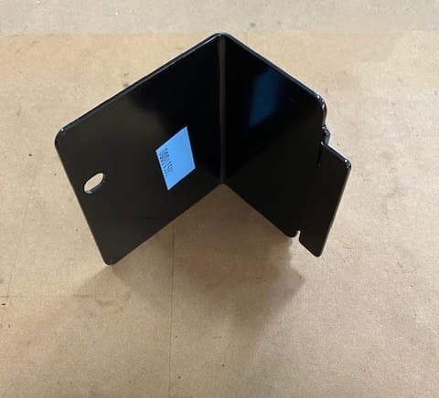 Kalmar Ottawa Cover DEF Tank Plate - CTT00001592 - Miscellaneous for yard trucks SKU CTT00001592