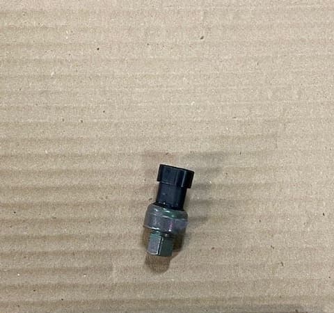 Kalmar Ottawa High Pressure Air Condi Switch - CTT00002323 - Air System for yard trucks SKU CTT00002323