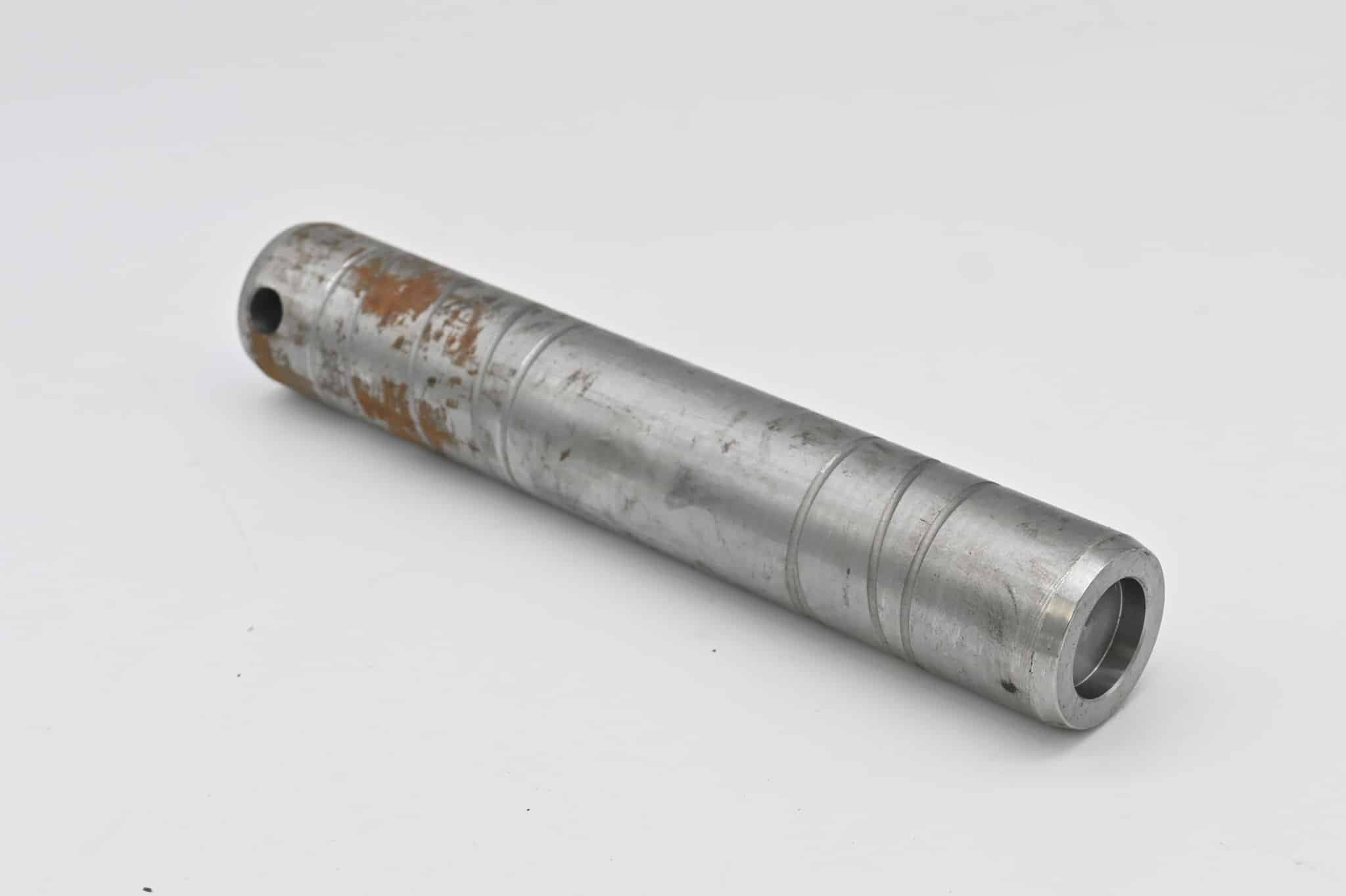 Kalmar Ottawa Upper Lifting Cylinder Pin - CTT00002533 - Fasteners for yard trucks SKU CTT00002533