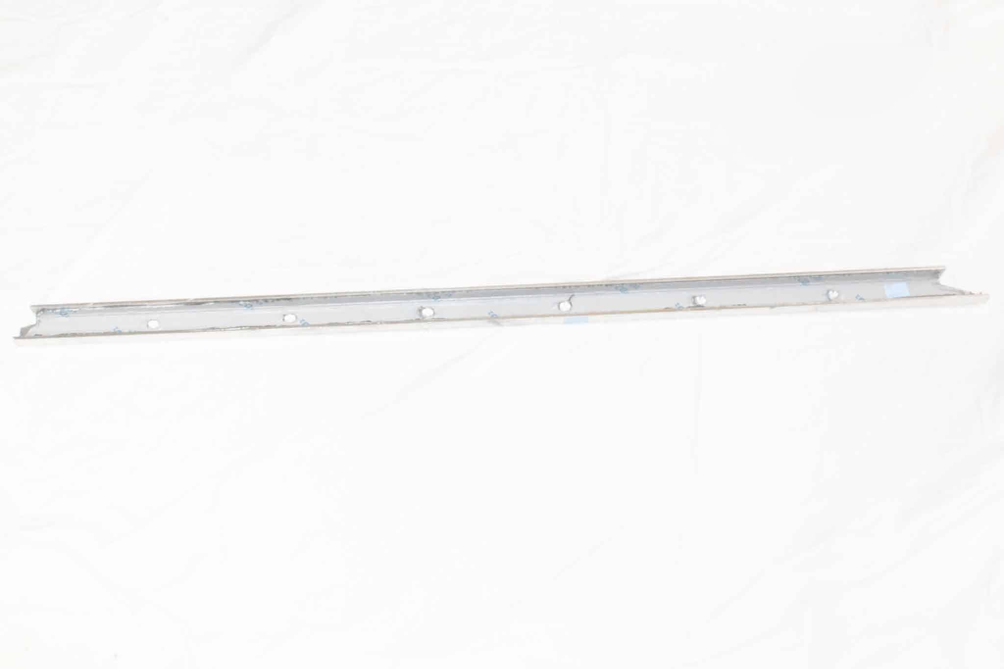 Kalmar Ottawa Rear Upper Slide Rail Door - CTT00002717 - Body for yard trucks SKU CTT00002717