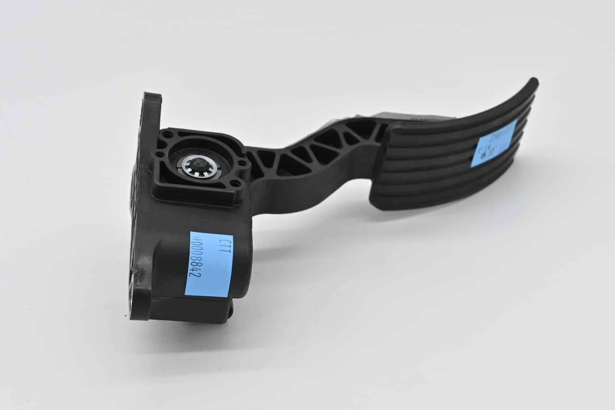 Kalmar Ottawa Pedal - CTT00008842 - Miscellaneous for yard trucks SKU CTT00008842