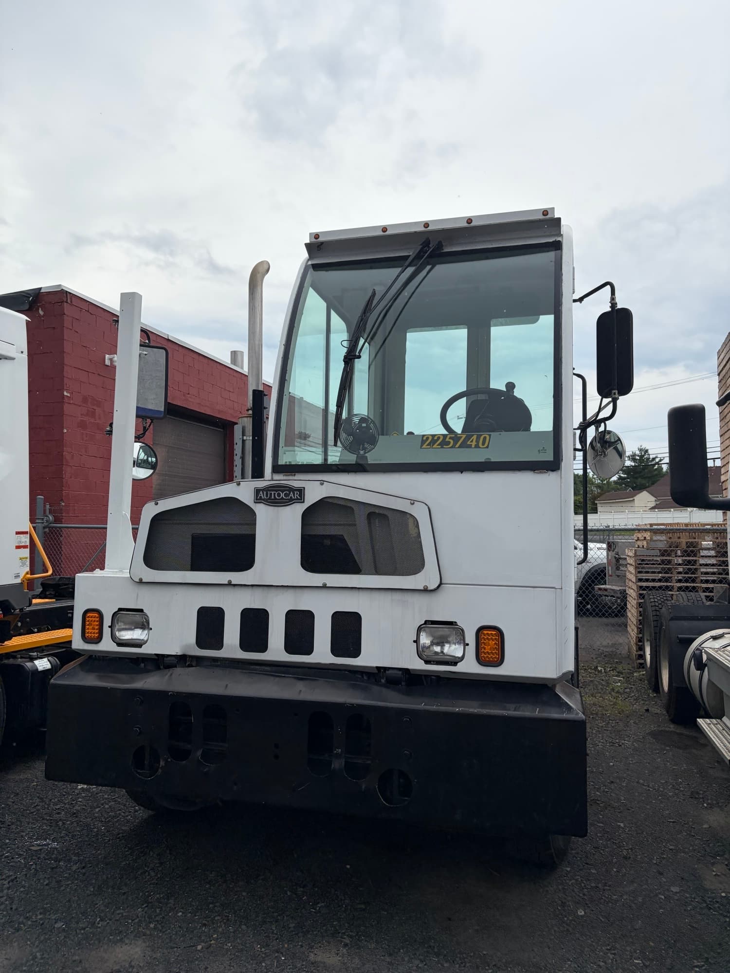 Used 2018 Kalmar T2 4x2 DOT yard truck for sale