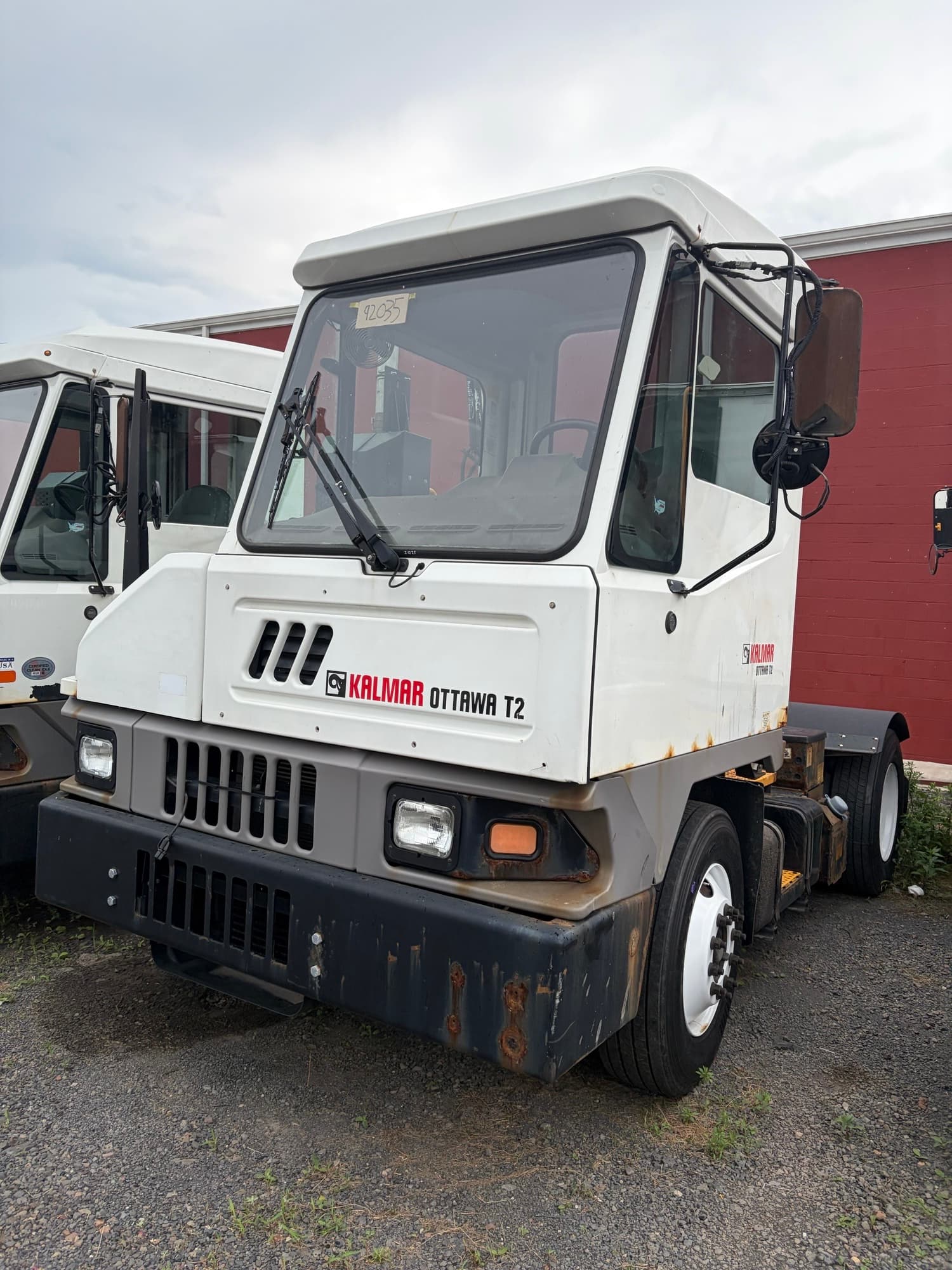 Used 2021 Kalmar T2 4x2 OFF yard truck for sale